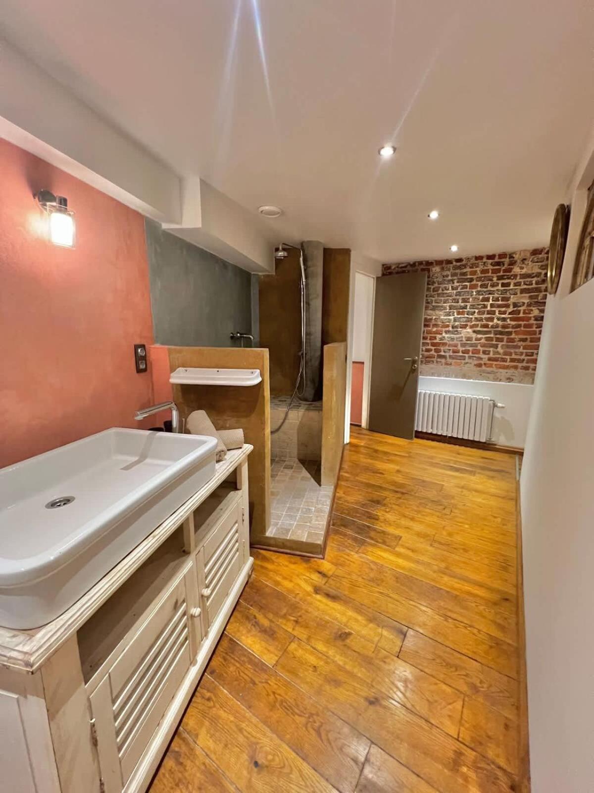 Etonnante Maison Au Style Unique A Bruxelles! * Brussel