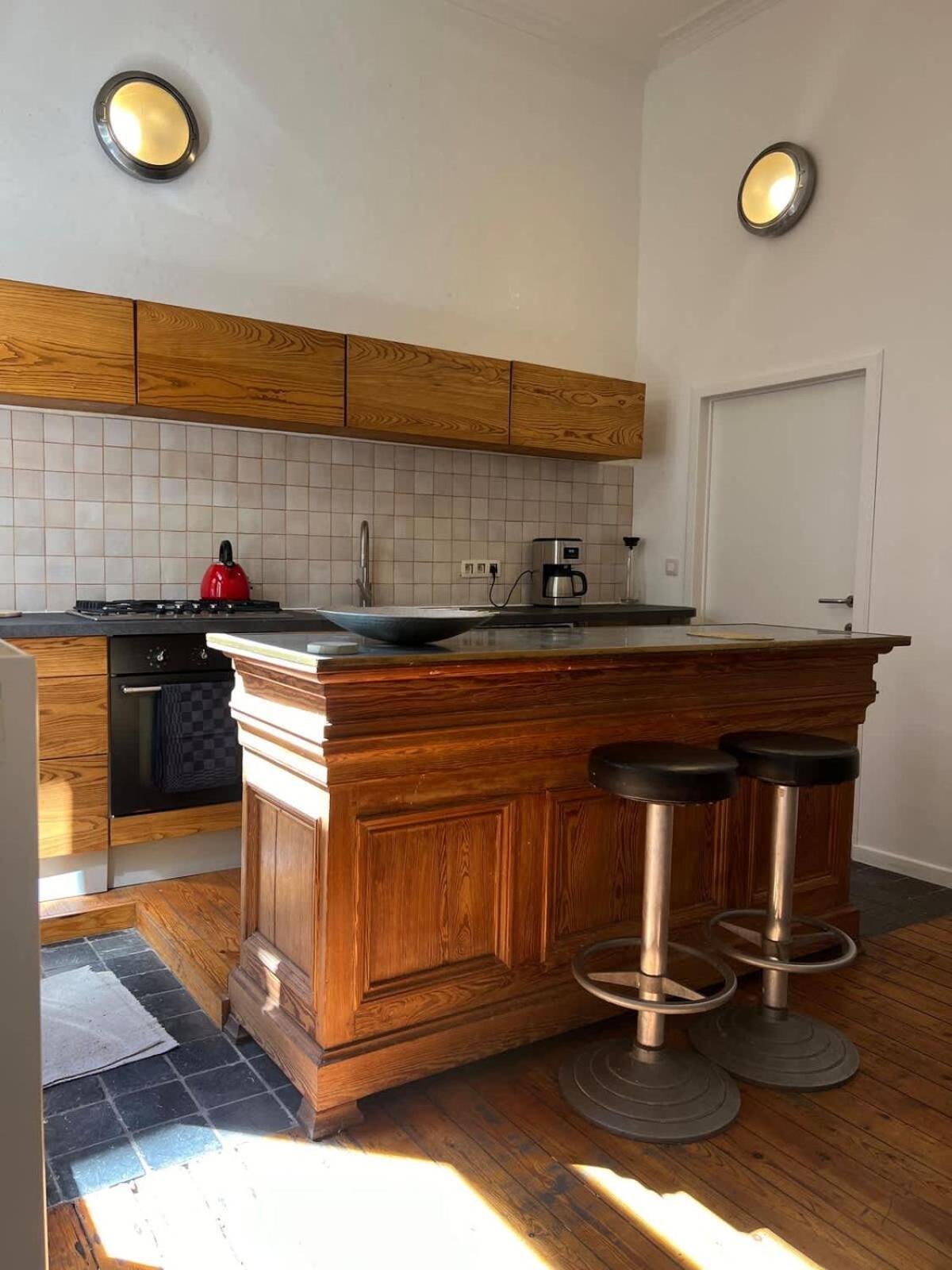 Etonnante Maison Au Style Unique A Bruxelles! Vakantiehuis *