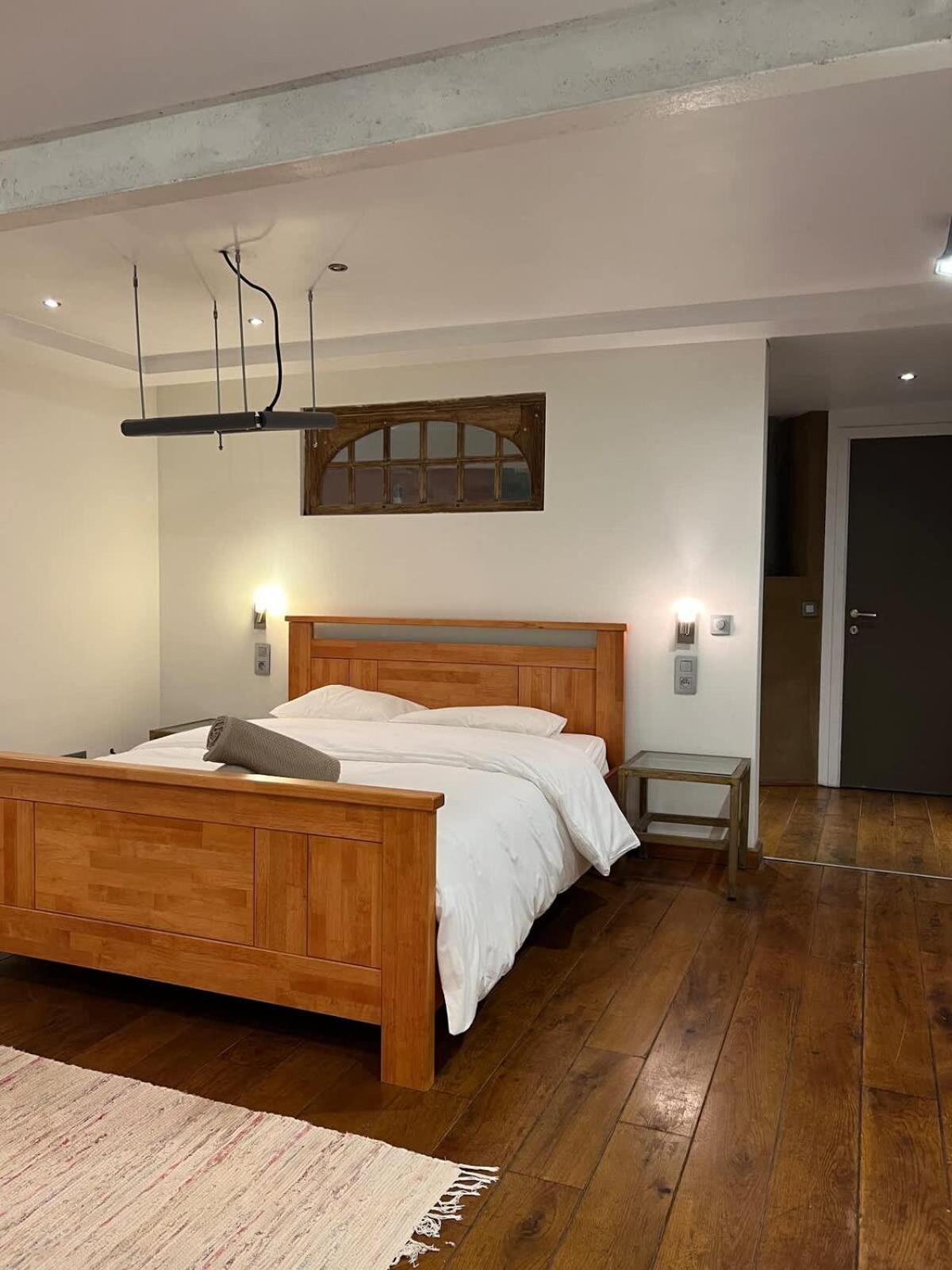 Etonnante Maison Au Style Unique A Bruxelles! Vakantiehuis *